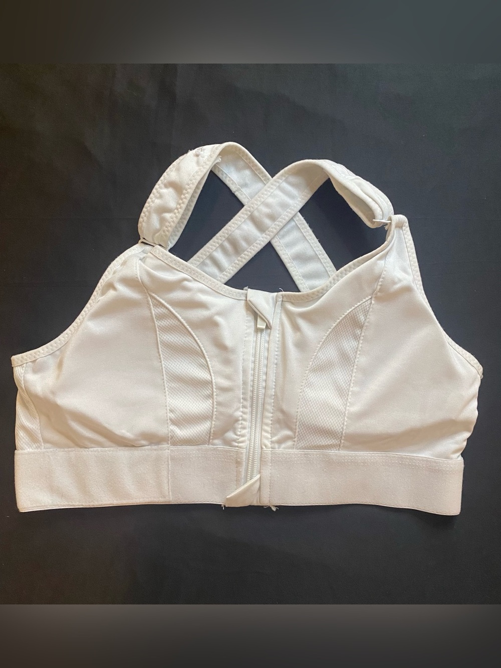 Front-Zip White Sports Bra with Crossback Straps
